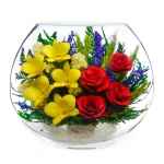 :Желтые орхидеи и алые розы в одном букете EMM-07